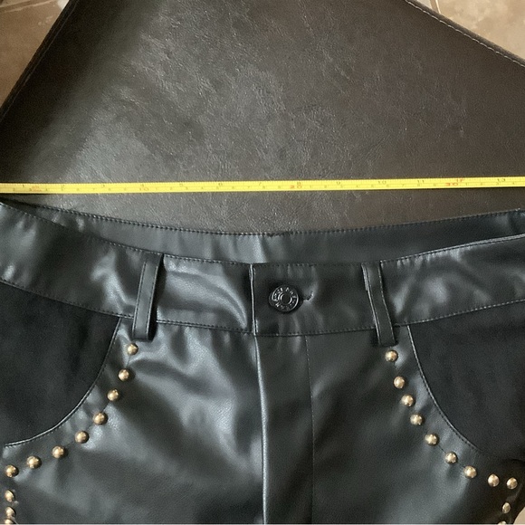🔥Faux leather shorts with fabulous gold studded designs. Lined and NWT. Sz L - Picture 6 of 9